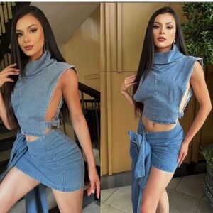 Micas Denim Buckle Sleeveless Top size M